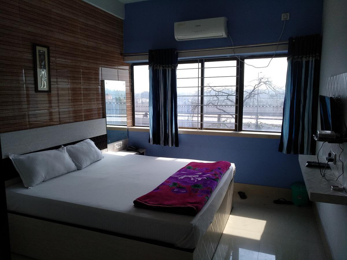 Kalpana Inn Durgāpur エクステリア 写真