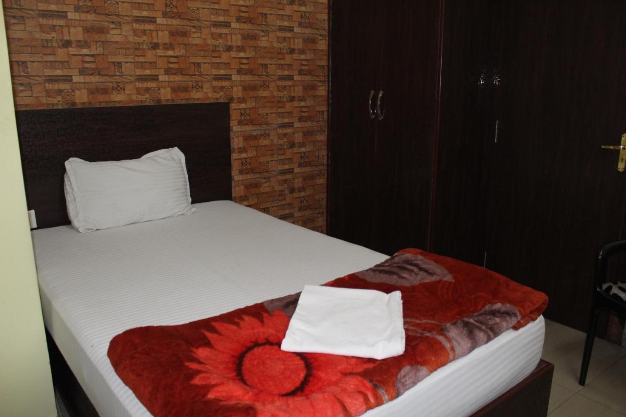 Kalpana Inn Durgāpur エクステリア 写真